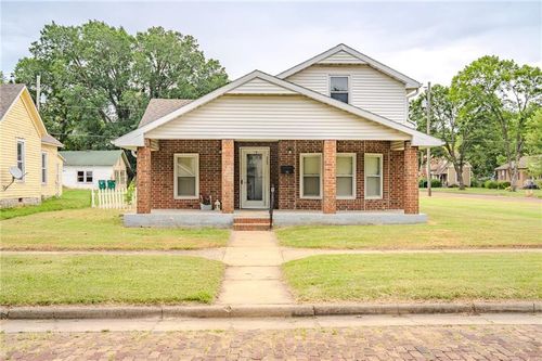 323 S Holbrook St, Fort Scott, KS, 66701-2344 | Card Image