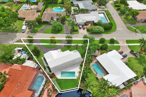 5311 Ne 15th Ave, Fort Lauderdale, FL, 33334-5814 | Card Image