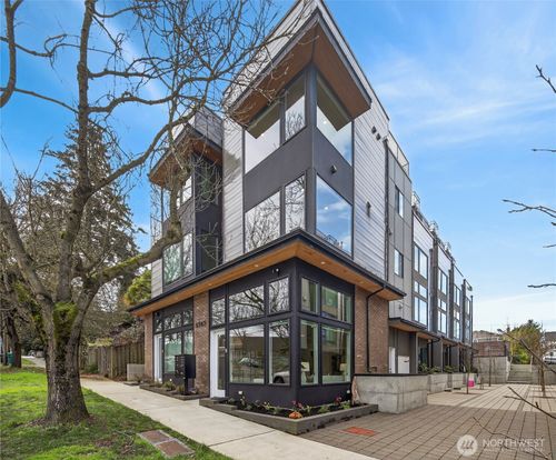 b-6543 35th Ave Sw, Seattle, WA, 98126-3005 | Card Image