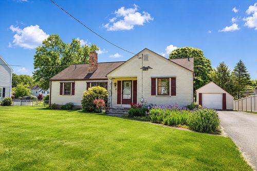 37 Senator Ave, Agawam, MA, 01001-2129 | Card Image