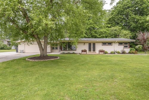 5601 S 115th Street, Hales Corners, WI, 53130 | Card Image