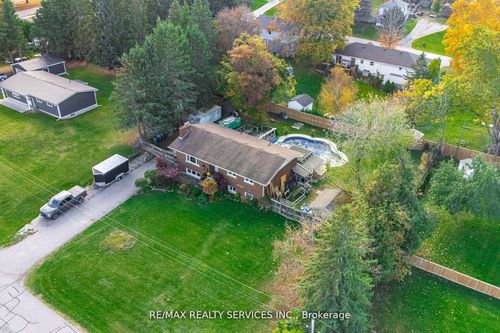 32 Caledon St, Alton, ON, L7K0E2 | Card Image