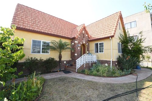 a-14103 Fonthill Ave, Hawthorne, CA, 90250-8013 | Card Image