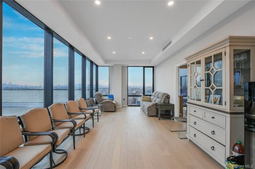 ph-c-88 Justice Ave, Elmhurst, NY, 11373-5331 | Card Image