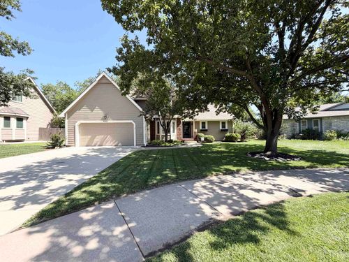 4610 N Farmstead Ct., Bel Aire, KS, 67220 | Card Image