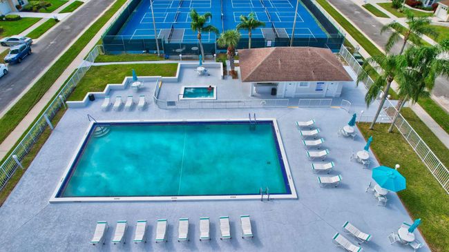 7829 Mansfield Hollow Rd, House other with 3 bedrooms, 2 bathrooms and null parking in Delray Beach FL | Image 77