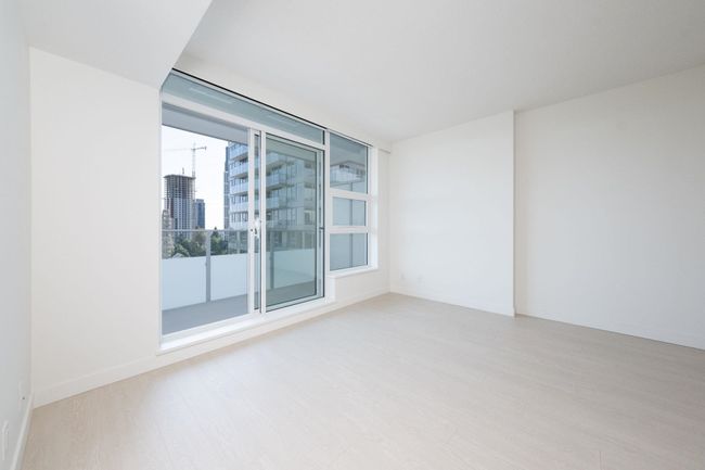 1104 - 13778 100 Ave, Condo with 2 bedrooms, 2 bathrooms and 1 parking in Surrey BC | Image 8