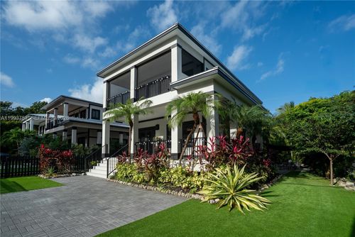 13 Coral Way, Key Largo, FL, 33037-2938 | Card Image