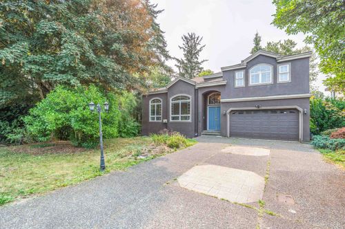 14036 90 Ave, Surrey, BC, V3V7Z6 | Card Image