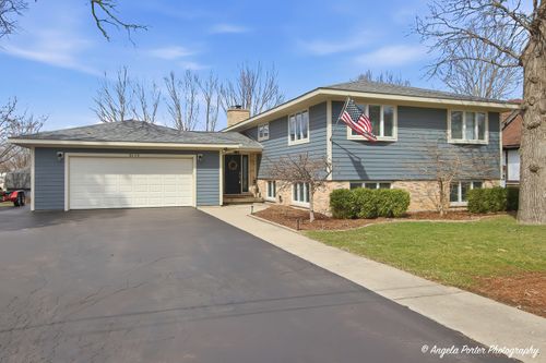 3114 Riverstream Dr, McHenry, IL, 60050-5759 | Card Image