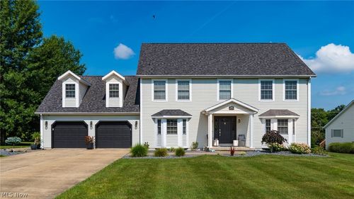 1460 Colburn Dr, Zanesville, OH, 43701-7053 | Card Image