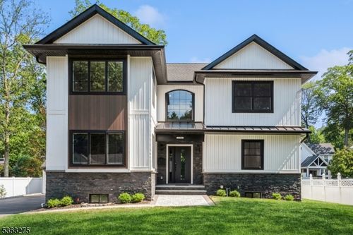 890 Oradell Ave, Oradell, NJ, 07649-1925 | Card Image