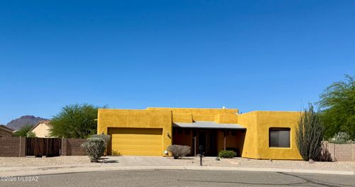 8050 W Crowned Eagle Ct, Tucson, AZ, 85757-1654 | Card Image