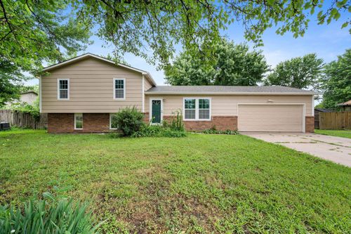 617 E Showalter St, Rose Hill, KS, 67133-9770 | Card Image