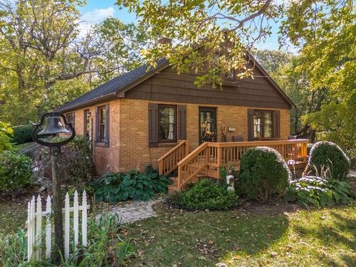 19256 N 1330 East Rd, Pontiac, IL, 61764-3381 | Card Image