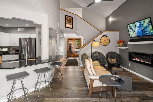 29-1360 Vista Montana Rd, Sedona, AZ, 86336-4748 | Card Image