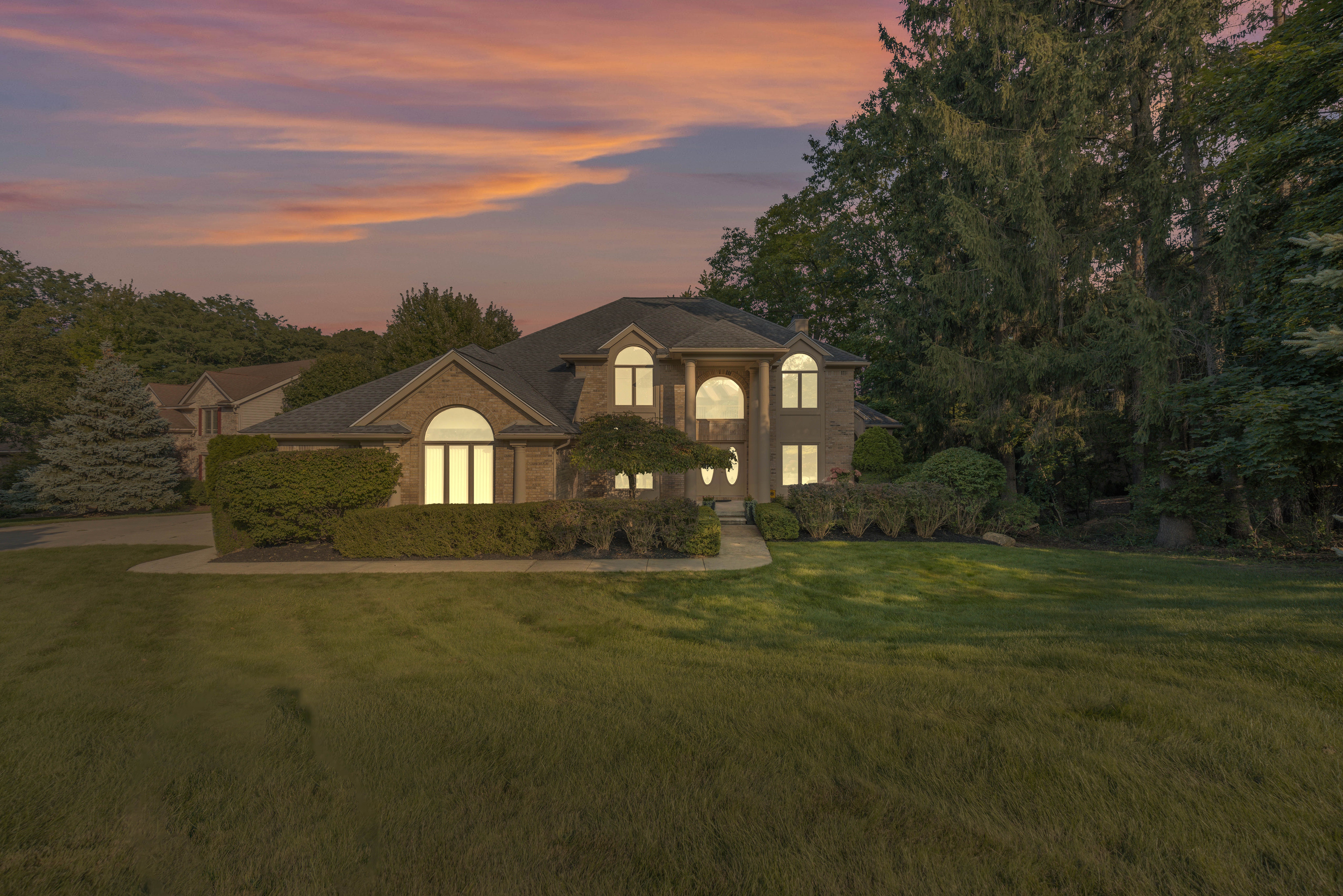Deer Path Trl, Oxford, MI 48371
