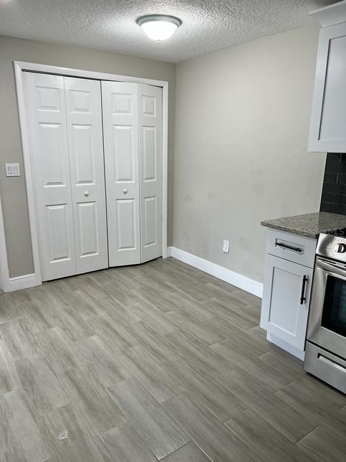 605 Woodridge Dr, FERN PARK, FL, 32730-2932 | Card Image