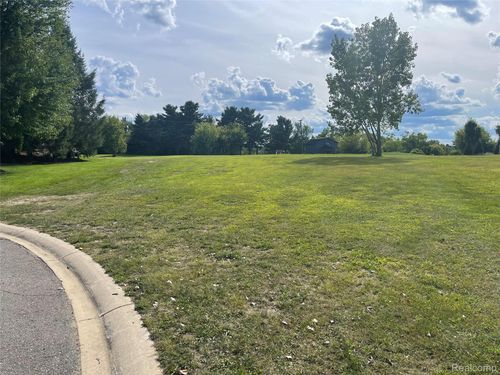 69225 Lake Point Ct, Bruce Township, MI, 48065 | Card Image