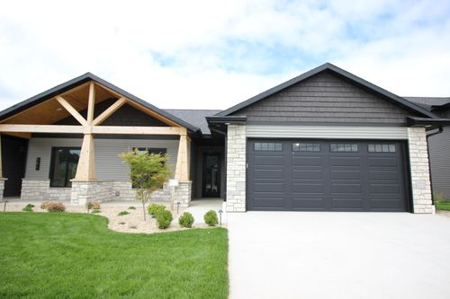 353 Ridge View Dr, Milton, WI, 53563-9522 | Card Image