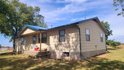 33811 Se 300 Road, House other with 2 bedrooms, 1 bathrooms and null parking in Kincaid KS | Image 1