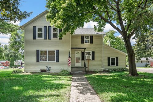 1010 S Grove Ave, Owatonna, MN, 55060-3322 | Card Image