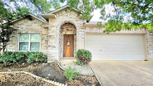 3121 Evangeline Rd, Fort Worth, TX, 76140-8648 | Card Image