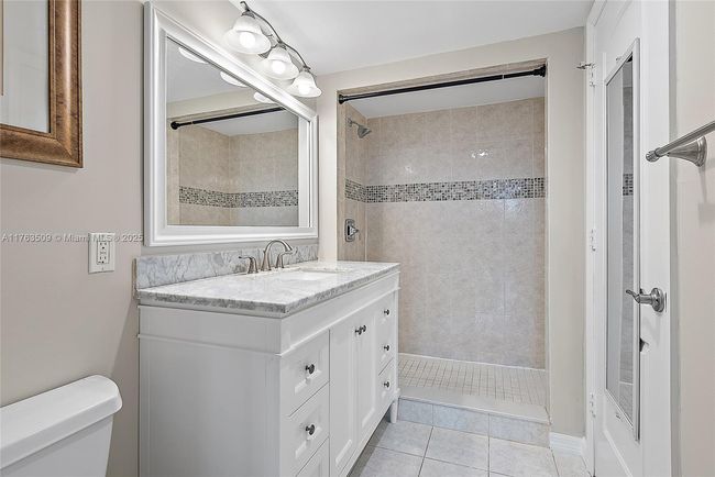 101M3 - 1605 S Us Highway 1, Condo with 3 bedrooms, 3 bathrooms and null parking in Jupiter FL | Image 13