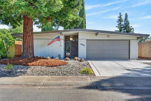 4952 Clear Circle, Carmichael, CA, 95608 | Card Image