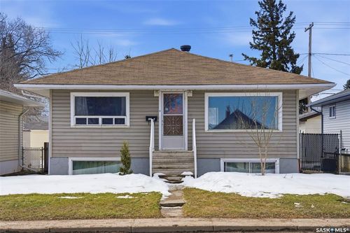 439 22nd Street E, Prince Albert, SK, S6V1V5 | Card Image