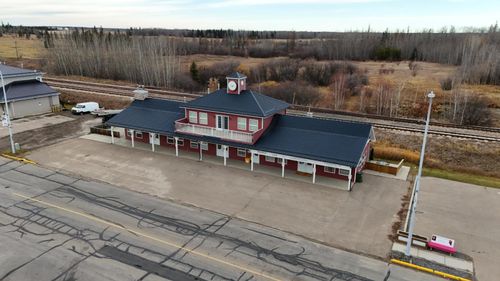 5020 Lac Ste Anne Trail S, Onoway, AB, T0E1V0 | Card Image