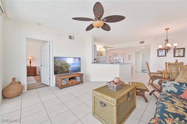 APT-401 - 22748 Island Pines Way, Condo with 2 bedrooms, 2 bathrooms and null parking in Fort Myers Beach FL | Image 11