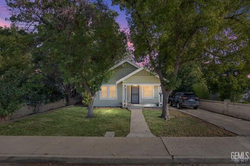 339 Ray St, Bakersfield, CA, 93308-2445 | Card Image