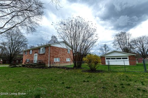 2700 Stephan Rd, Louisville, KY, 40214-3244 | Card Image
