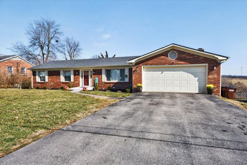 224 Walnut Hill Dr, Richmond, KY, 40475-3621 | Card Image