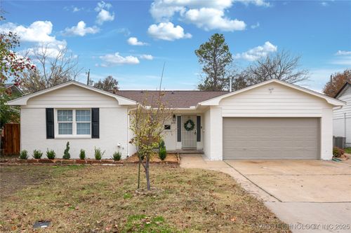 3348 S 82nd East Ave, Tulsa, OK, 74145-1404 | Card Image