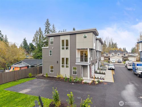 a2-5015 144th St Sw, Edmonds, WA, 98026-3916 | Card Image