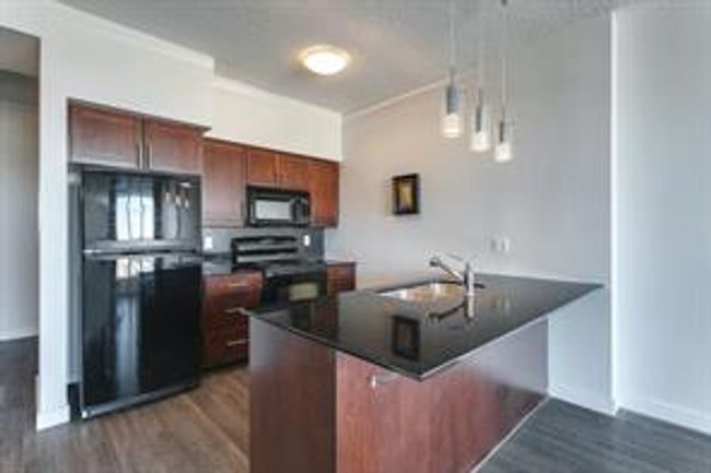 1201 - 8710 Horton Rd Sw, Condo with 1 bedrooms, 1 bathrooms and 1 parking in Calgary AB | Image 6