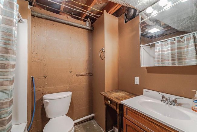 25-Bathroom 2 Full Bath in Basement | Image 25