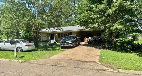 2415 Coronet Place, Jackson, MS, 39204 | Card Image
