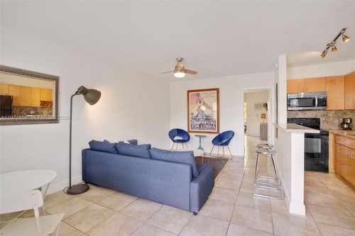 235-1777 Venice Ln, North Miami, FL, 33181-1918 | Card Image