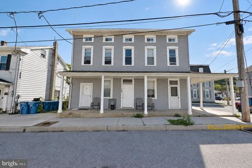 8 E Broadway Street E, ETTERS, PA, 17319 | Card Image