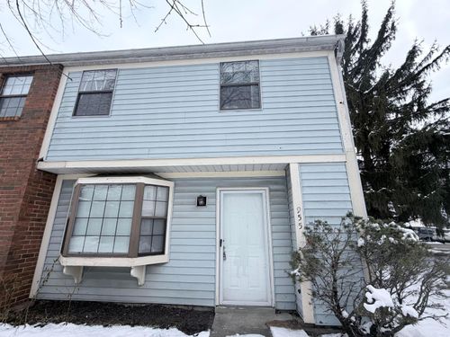 955 Cross Country Drive W, Westerville, OH, 43081 | Card Image