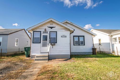 2911 S Hackley St, Muncie, IN, 47302-5254 | Card Image