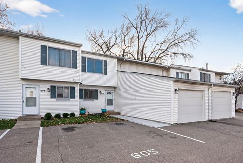 605 E Portland Dr, Burnsville, MN, 55337-3680 | Card Image