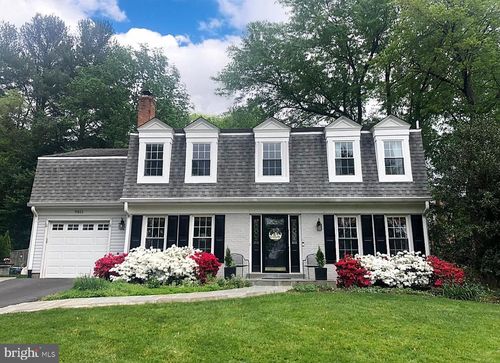 9811 Meadow Knoll Ct, VIENNA, VA, 22181-3213 | Card Image