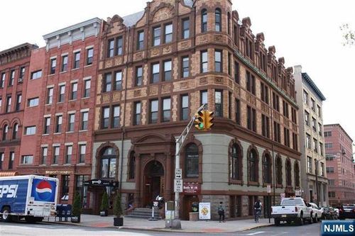 84 Washington, Hoboken, NJ, 07030 | Card Image