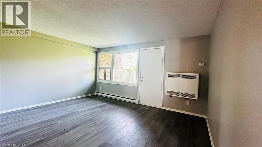 Residential Lease in Kitchener 4