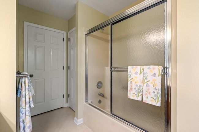 2227 Bay Pointe Dr, House other with 5 bedrooms, 3 bathrooms and null parking in Hixson TN | Image 30