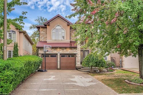 248 Cloverleaf Dr, Ancaster, ON, L9K1T2 | Card Image